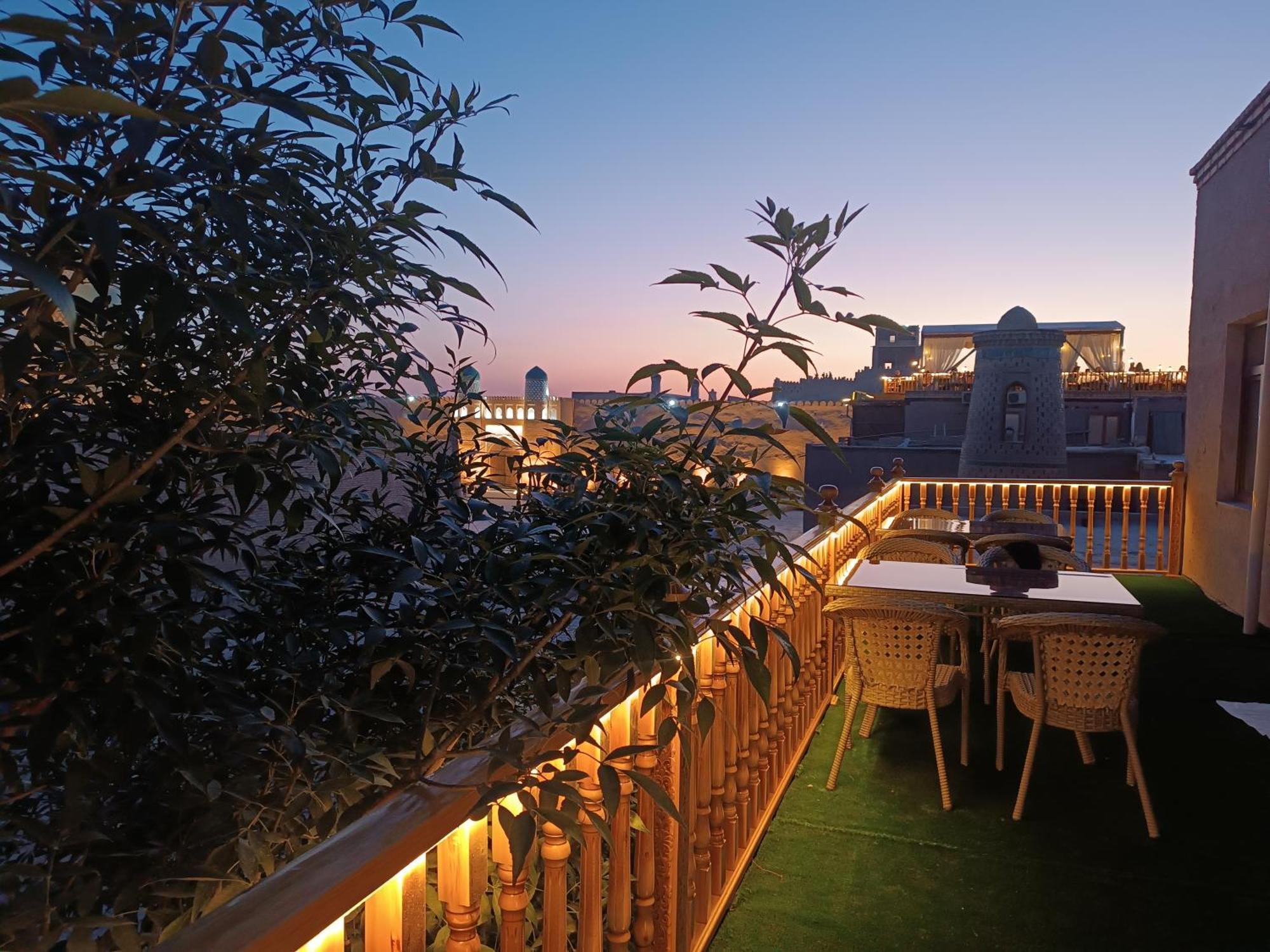 Nazira Boutique Hotel & Terrace Khiva Esterno foto