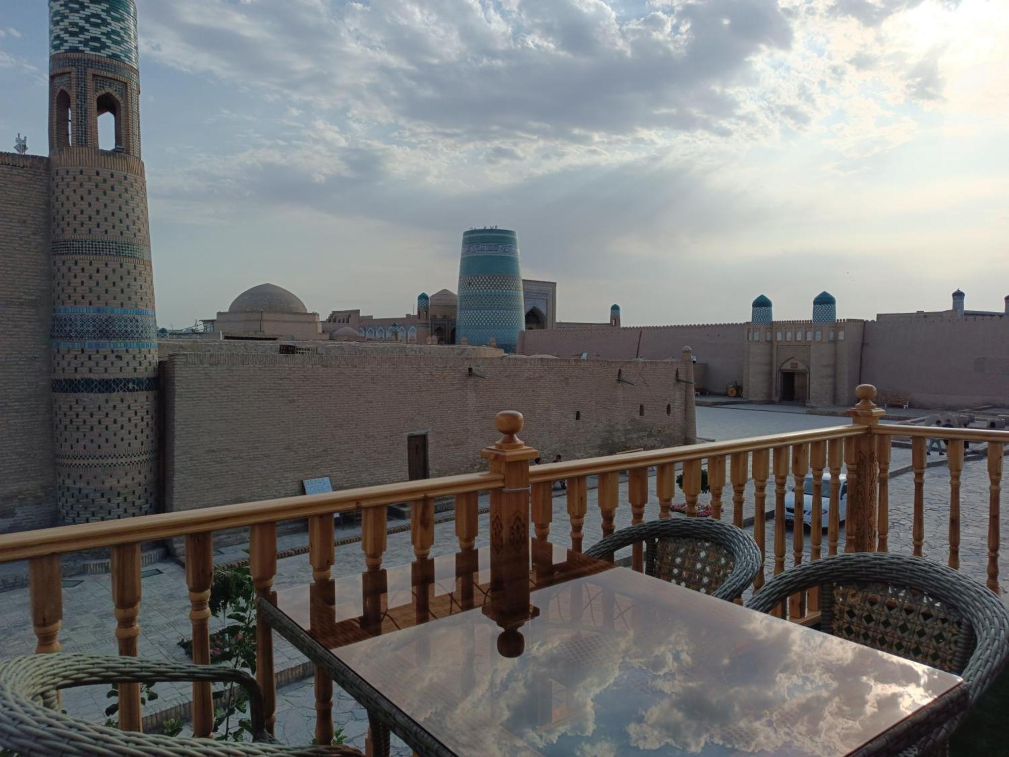 Nazira Boutique Hotel & Terrace Khiva Esterno foto